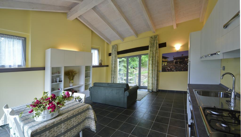 Casa Nalin Apartment La Morra Room photo